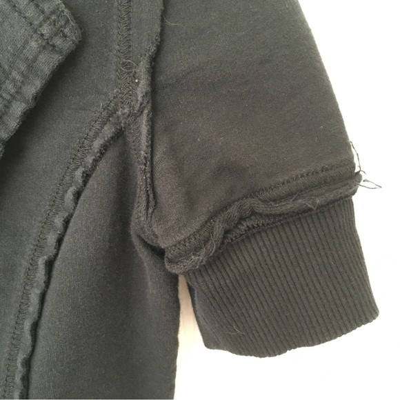 Fitted Black Mossimo Short-sleeved 2-button Jacket - Picture 12 of 16